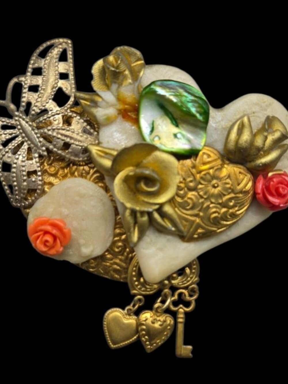 VINTAGE Mixed Media Heart Brooch Pin Butterfly Key Charms Victorian Revival - Picture 2 of 11